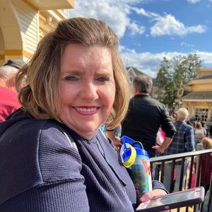 Meet your Posher, Tina
